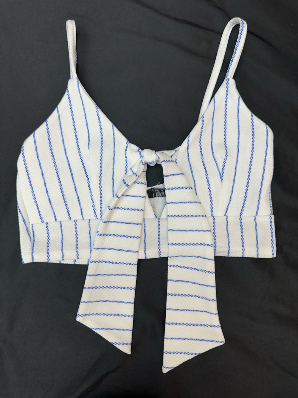 Boohoo White and Blue Striped Tie-Front Crop Top 4